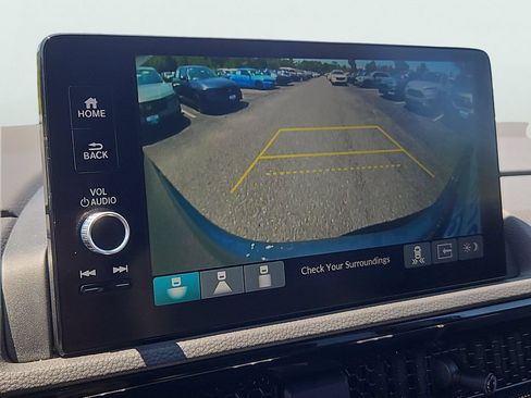 Used 2024 Honda CR-V EX-L image 16