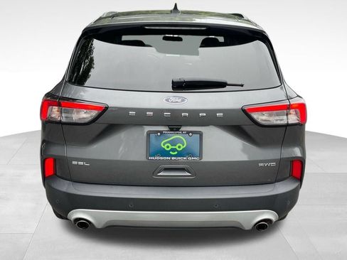 Used 2022 Ford Escape SEL w/ Technology Package AWD/4WD image 3