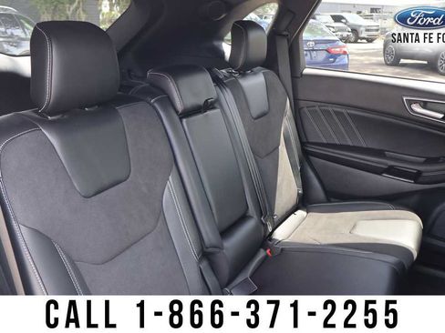 Used 2022 Ford Edge ST AWD/4WD image 29