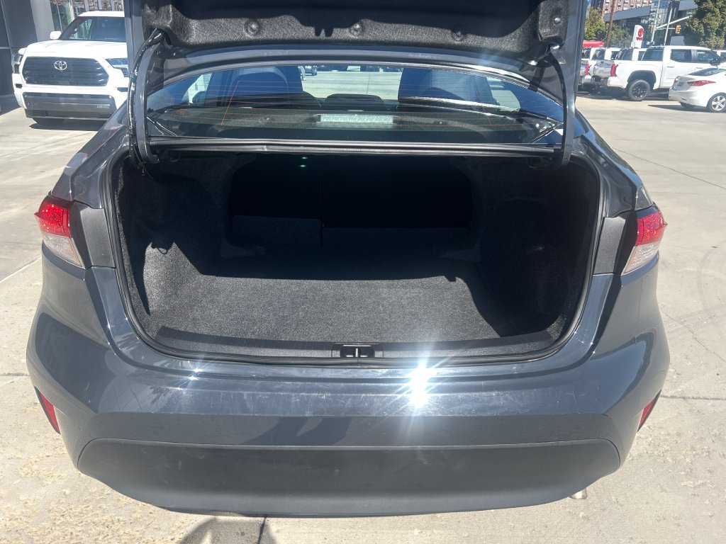 Certified 2025 Toyota Corolla LE FWD image 21