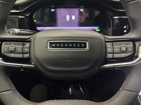 Used 2024 Jeep Wagoneer Launch Edition image 17