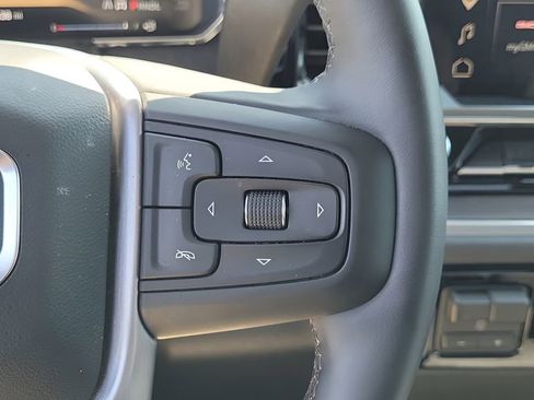 Used 2026 GMC Sierra 1500 SLT AWD/4WD image 30