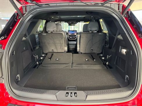 New 2026 Ford Explorer ST-Line w/ ST-Line Street Pack image 7
