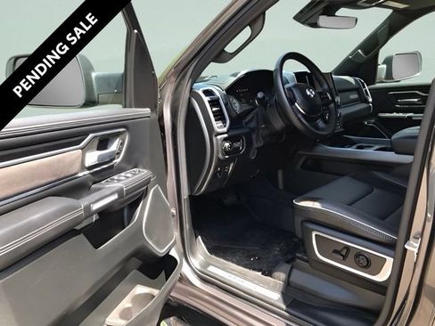 Used 2021 RAM 1500 Laramie w/ Sport Appearance Package AWD/4WD image 9