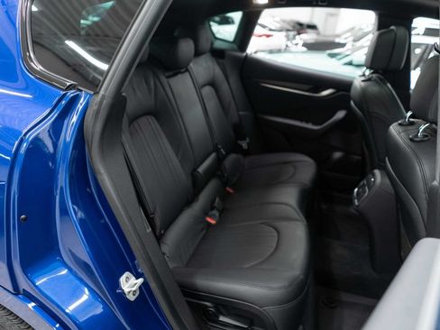 Used 2022 Maserati Levante GT AWD/4WD image 13