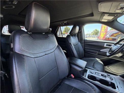 Used 2020 Ford Explorer ST w/ Premium Technology Package AWD/4WD image 33