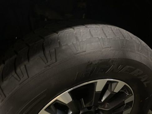 Used 2023 Nissan Titan PRO-4X w/ Pro-4x Convenience Package image 21