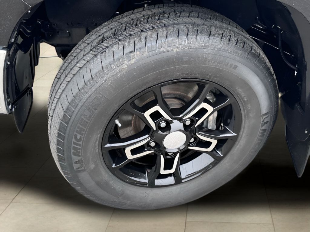 Used 2021 Toyota Tundra SR5 RWD image 21