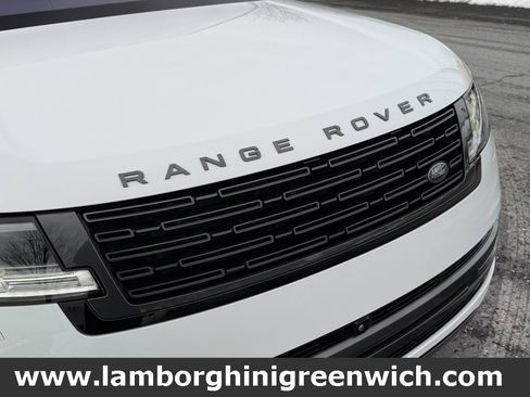Used 2022 Land Rover Range Rover SE image 12