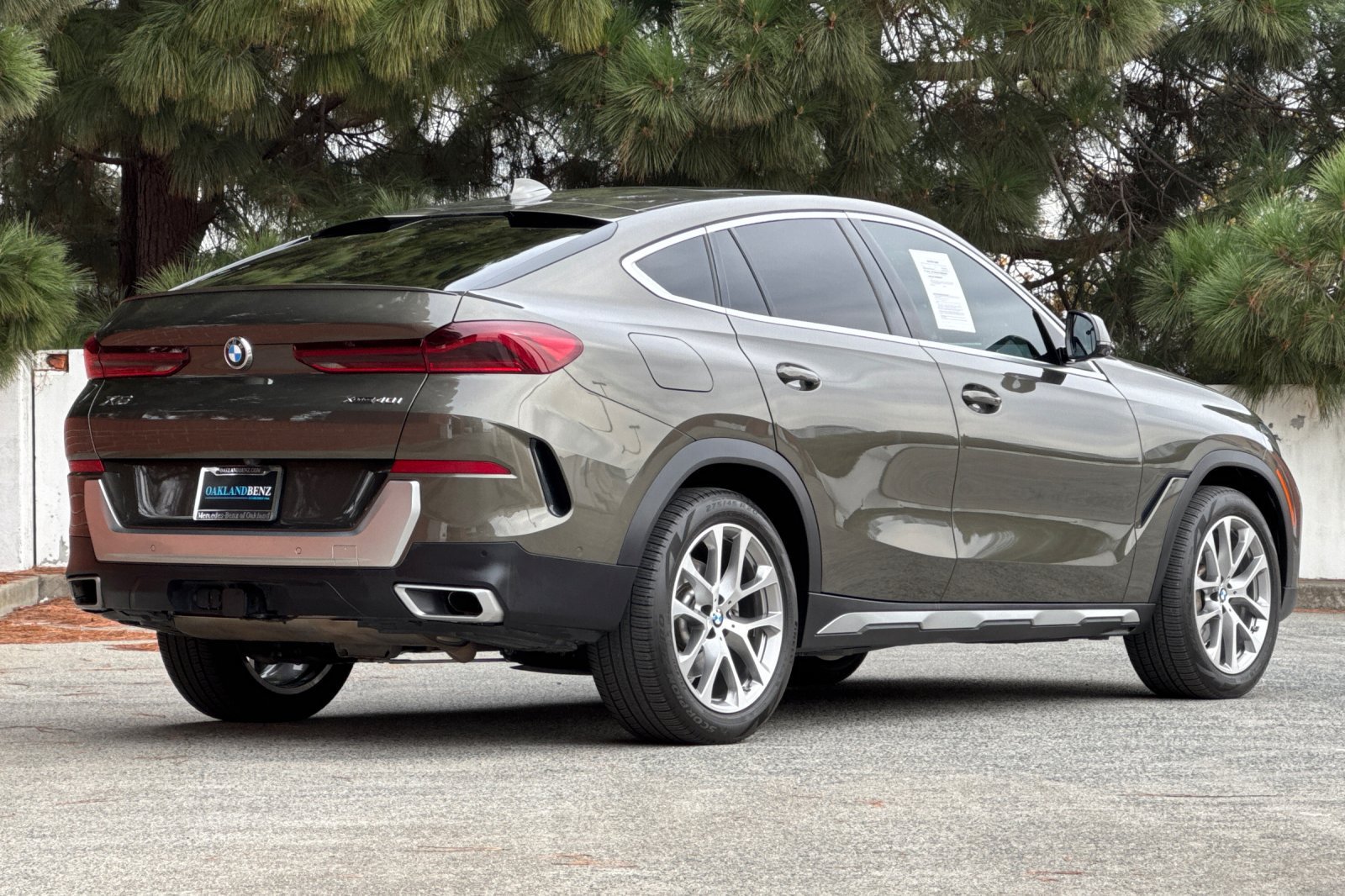 Used 2022 BMW X6 xDrive40i AWD/4WD image 4