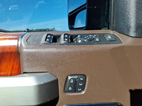 Used 2021 Ford F250 King Ranch w/ King Ranch Ultimate Package image 6