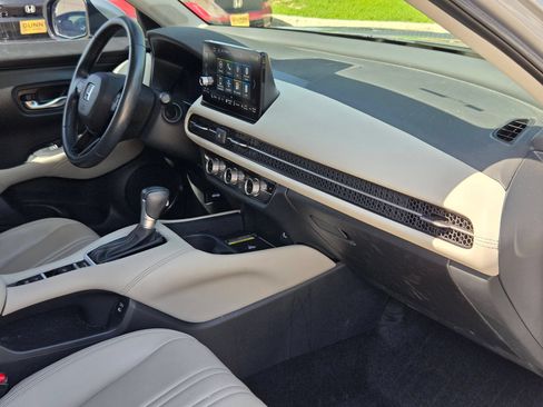Certified 2025 Honda HR-V EX-L image 29