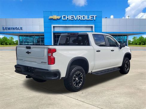 Used 2025 Chevrolet Silverado 1500 ZR2 image 4