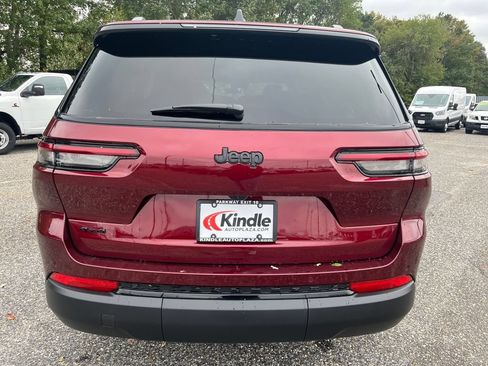 New 2025 Jeep Grand Cherokee L Altitude AWD/4WD image 27