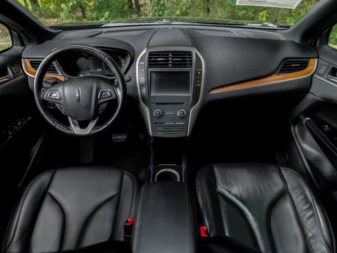 Used 2019 Lincoln MKC Select w/ Select Plus Package image 5