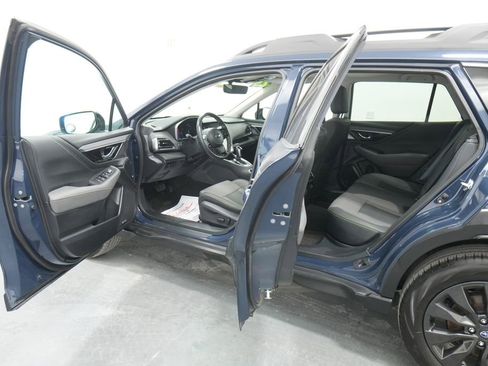 Used 2025 Subaru Outback Onyx Edition AWD/4WD image 22