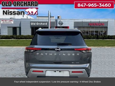 Used 2024 Nissan Pathfinder SL w/ Cargo Package image 8