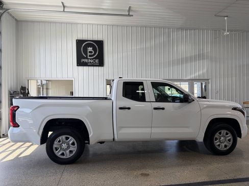 Used 2022 Toyota Tundra SR w/ SR Tow Package AWD/4WD image 5