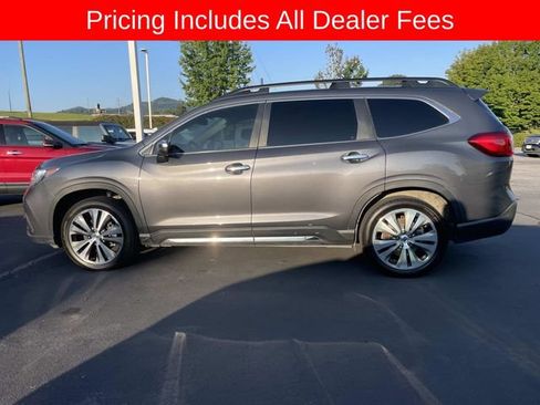 Used 2022 Subaru Ascent Touring AWD/4WD image 3
