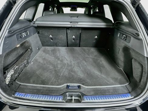Used 2026 Mercedes-Benz GLC 300 4MATIC image 31