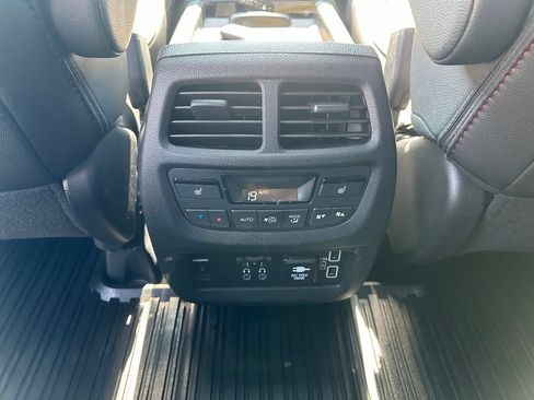 Used 2022 Honda Pilot Black Edition image 26