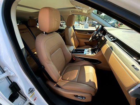 Used 2022 Jaguar F-PACE S AWD/4WD image 22