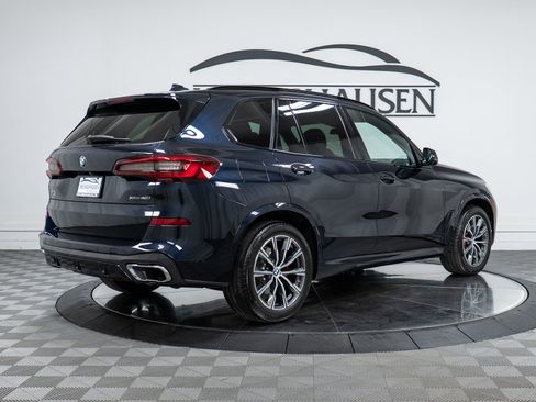 Certified 2022 BMW X5 xDrive40i w/ M Sport Package image 5