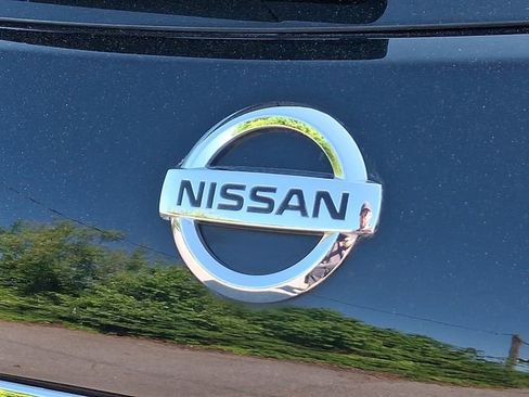 Used 2015 Nissan Rogue S w/ Convenience Package AWD/4WD image 29
