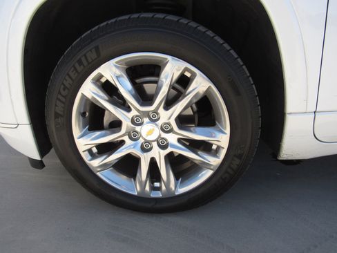Used 2018 Chevrolet Traverse High Country image 5