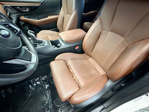 Used 2024 Subaru Outback Touring XT AWD/4WD image 11