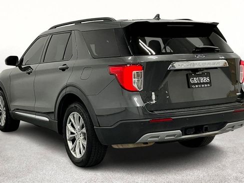 Used 2020 Ford Explorer XLT w/ Equipment Group 202A image 14