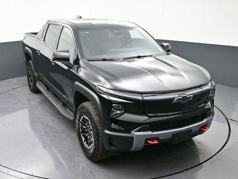 Used 2026 Chevrolet Silverado EV Trail Boss w/ Plus Package AWD/4WD image 22