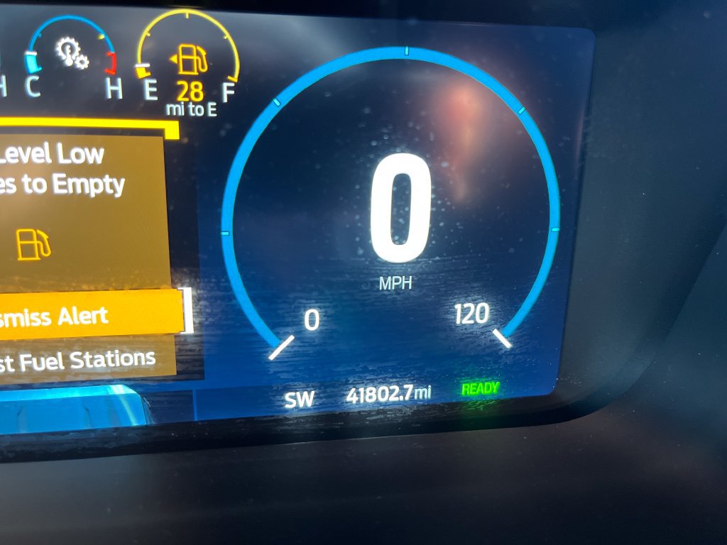 Used 2023 Ford F150 Lariat AWD/4WD image 17