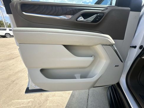 Certified 2023 GMC Yukon XL Denali image 24