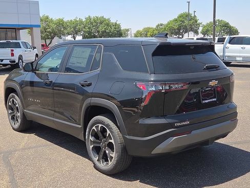New 2026 Chevrolet Equinox LT w/ Safety and Technology Package FWD image 3