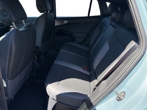 Used 2024 Volkswagen ID.4 S RWD image 16