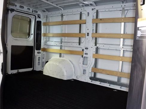 Used 2025 RAM ProMaster 2500 w/ U-Haul Equipment Group FWD image 28