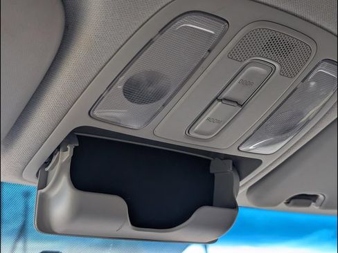 Used 2016 Kia Soul + FWD image 19
