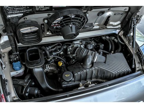 Used 2002 Porsche 911 Cabriolet image 9