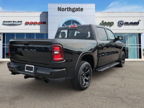 Used 2025 RAM 1500 Big Horn AWD/4WD image 4