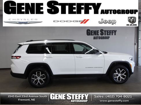 Used 2023 Jeep Grand Cherokee L Limited AWD/4WD image 1
