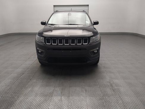 Used 2019 Jeep Compass Latitude w/ Cold Weather Group AWD/4WD image 15