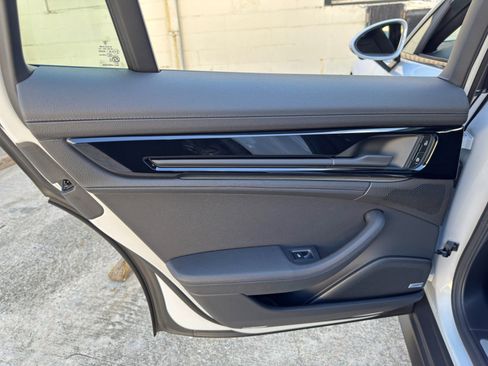 Used 2025 Porsche Panamera w/ Premium Package RWD image 46