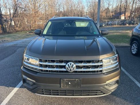 Used 2019 Volkswagen Atlas SE w/ Panoramic Sunroof Package image 2