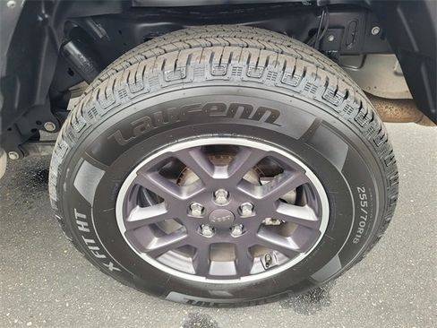 Used 2022 Jeep Gladiator Overland w/ Popular Equipment Package image 27