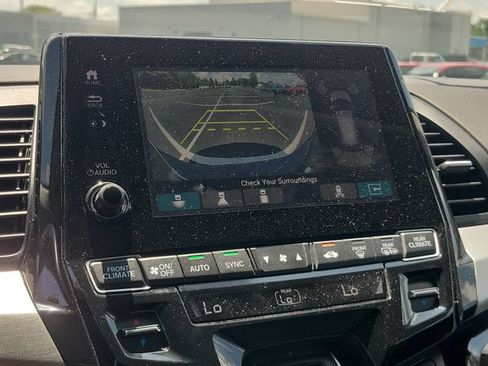 Used 2024 Honda Odyssey Touring image 23