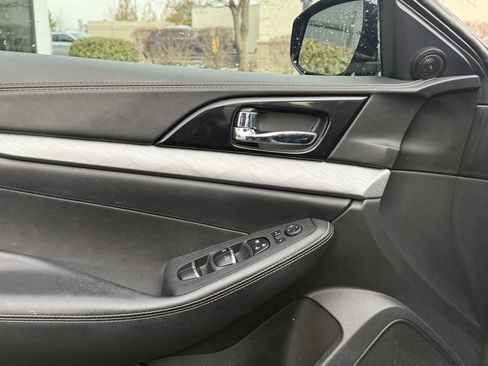 Used 2018 Nissan Maxima 3.5 SV image 9