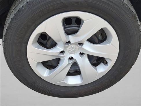 Used 2025 Toyota RAV4 LE FWD image 15