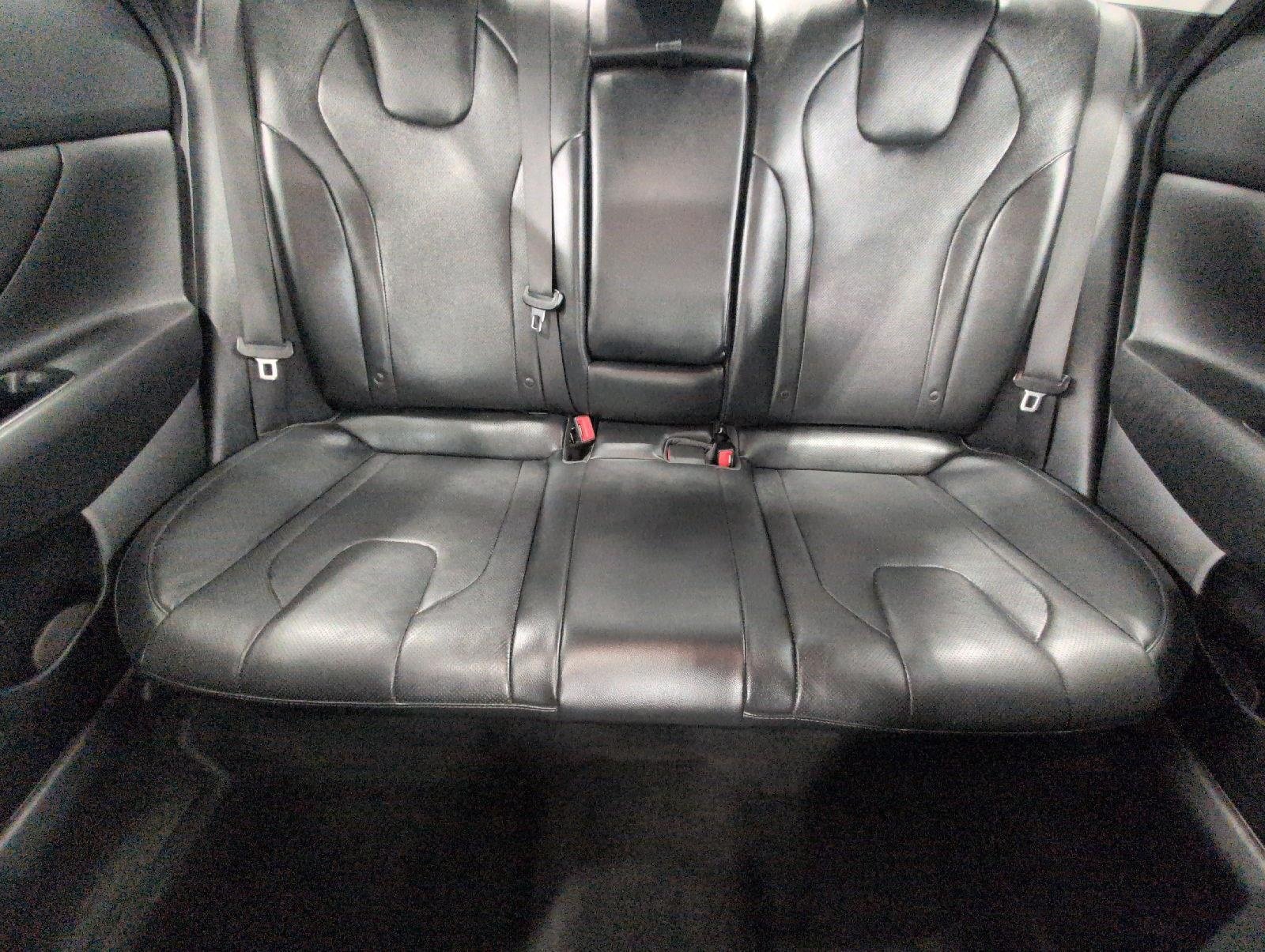 Used 2023 Hyundai Elantra Limited FWD image 24