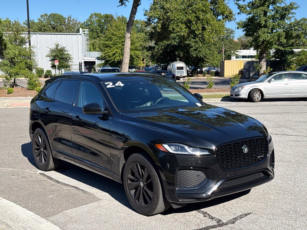 Used 2024 Jaguar F-PACE R-Dynamic S AWD/4WD image 7